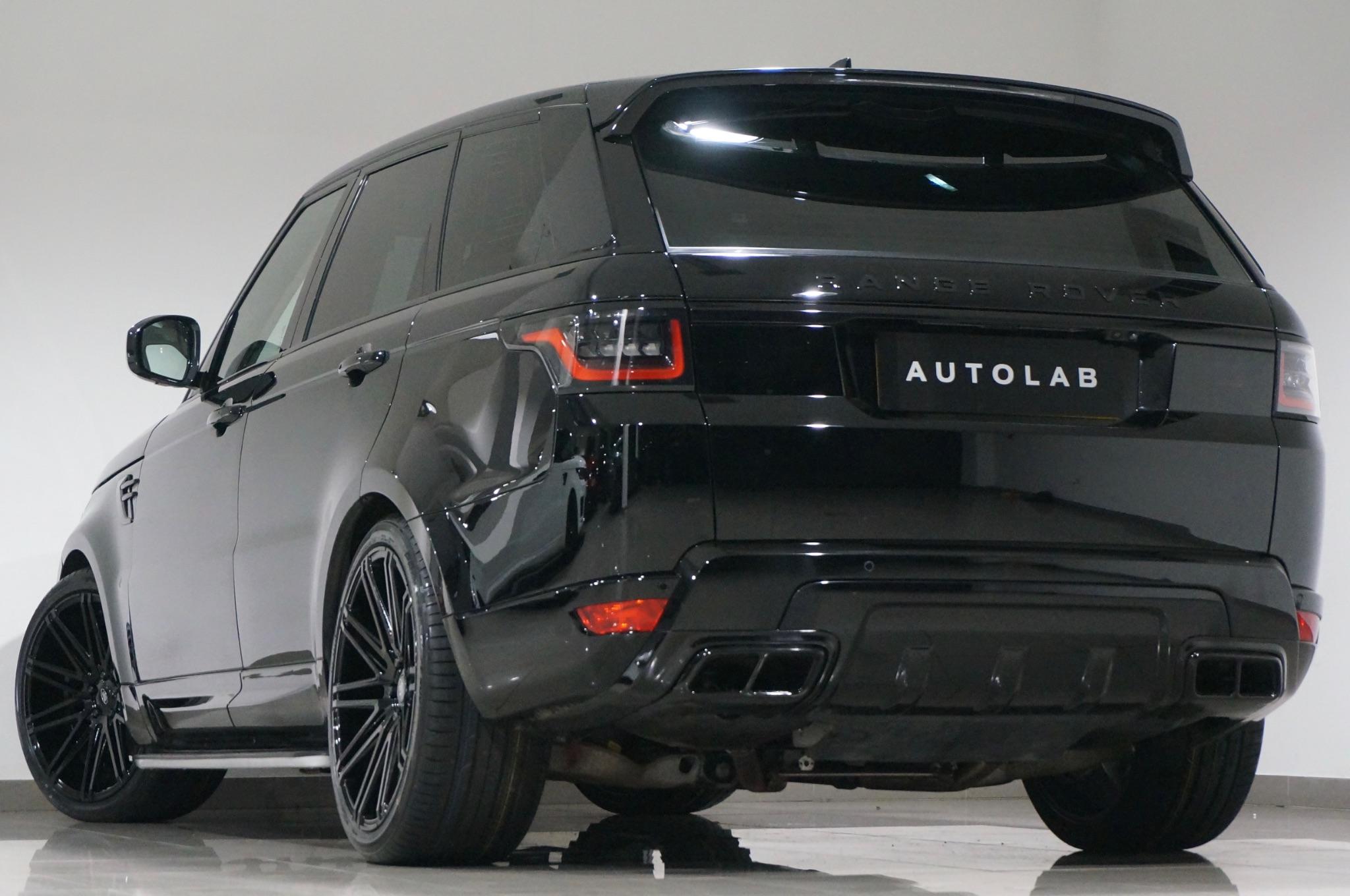 Land Rover Range Rover Sport 3.0 D300 MHEV HSE Silver Auto 4WD Euro 6 (s/s) 5dr